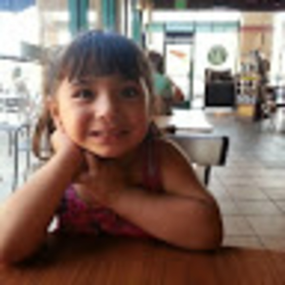 Meet your Posher, Carlos